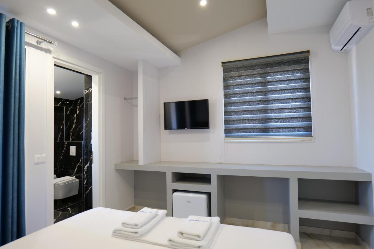 3 Islands 2 Hotel Ksamil Bagian luar foto