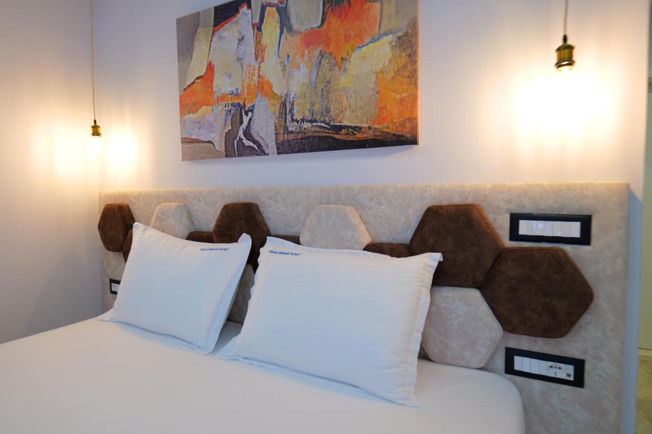 3 Islands 2 Hotel Ksamil Bagian luar foto