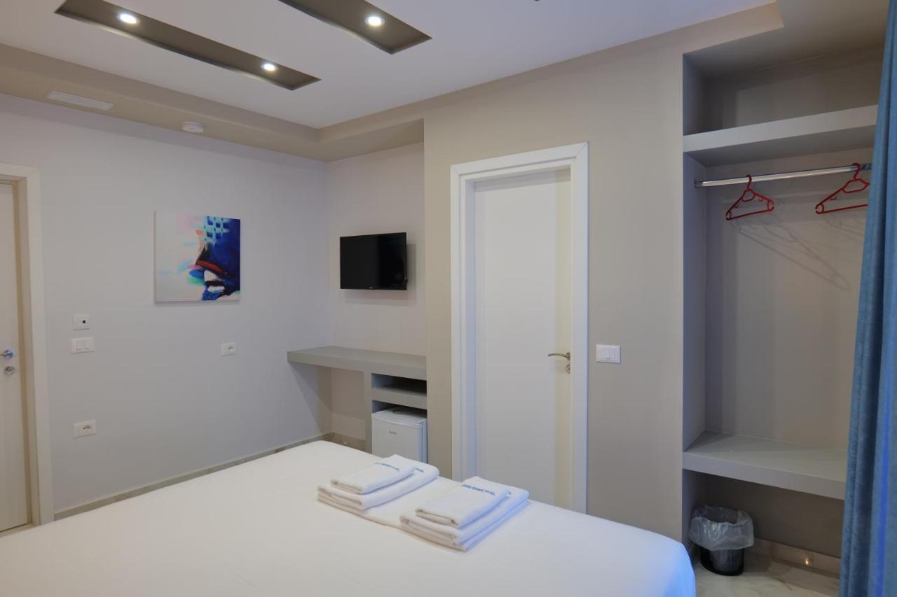 3 Islands 2 Hotel Ksamil Bagian luar foto